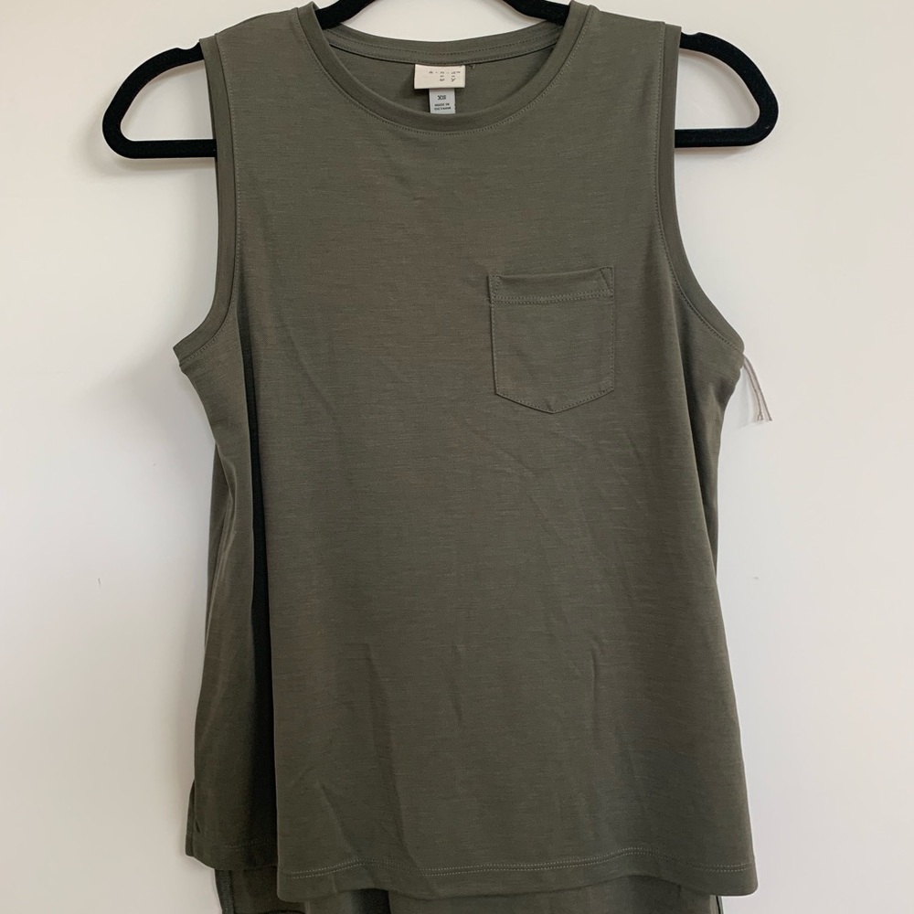 ⛓NWT A New Day Green Tank⛓